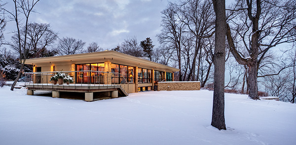Building in the snow