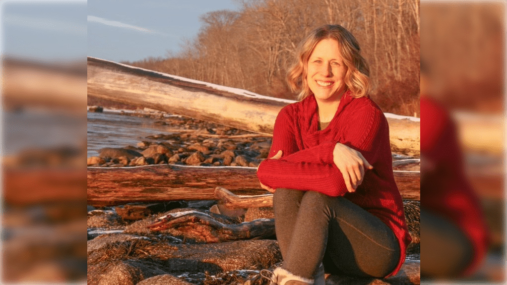 WHOI research specialist Heather Benway receives AGU honor