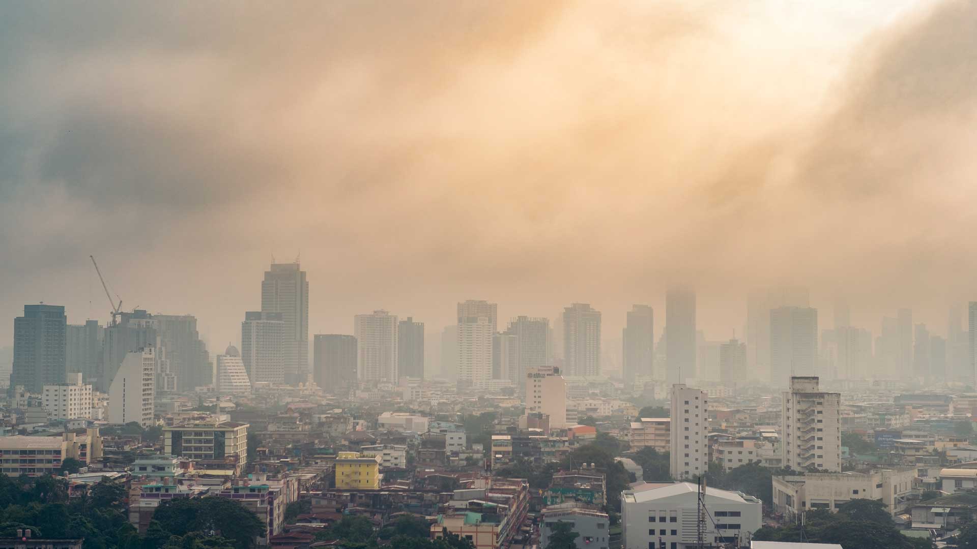 City blanketed in pollution