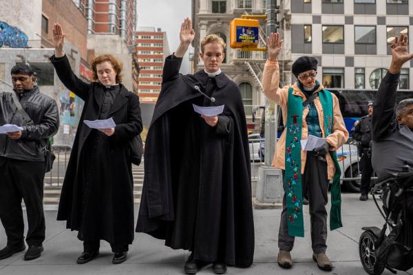 Prayers outside an immigration court in Manhattan
