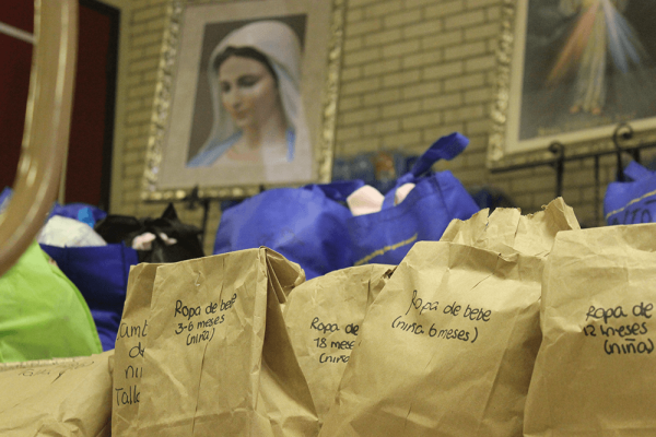 travel bags for immigrants