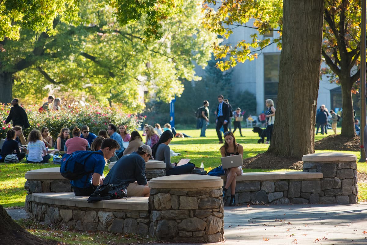 Fall moments on the Quad