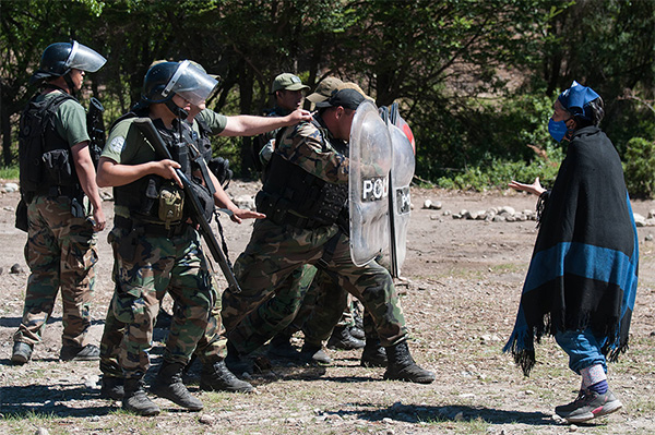 Standoff in Patagonia