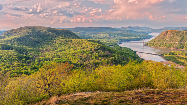 springtime in the hudson highlands