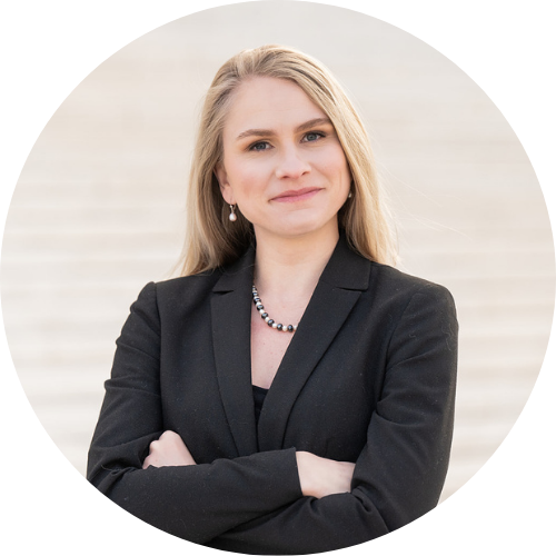 Dani Hupper headshot